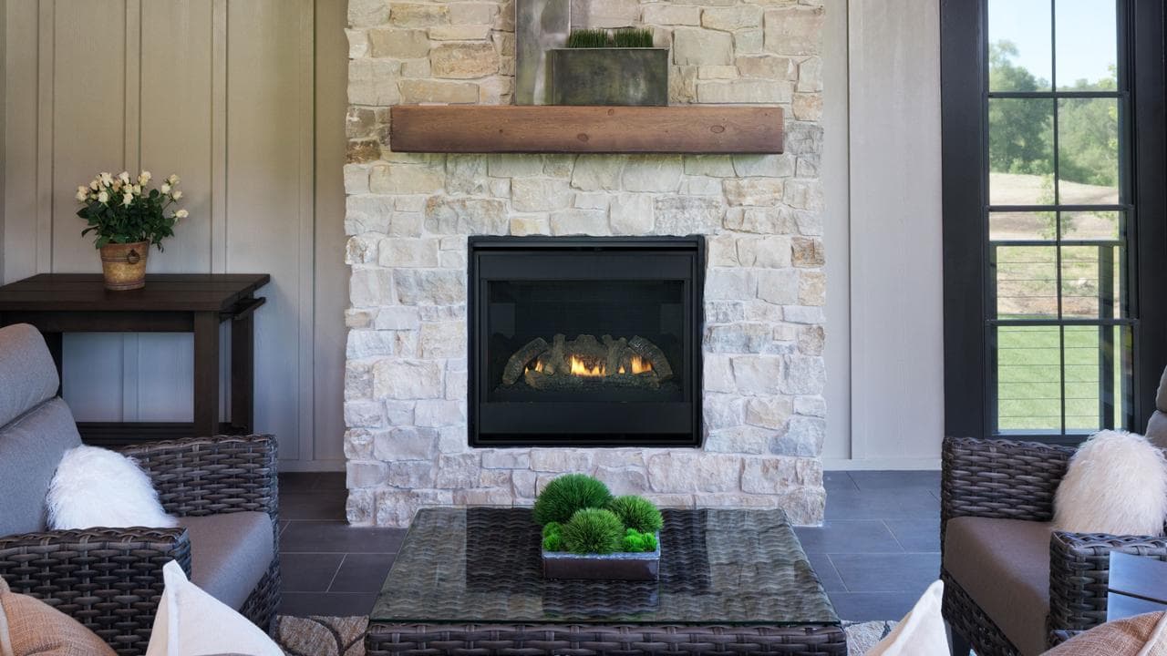 Heat & Glo SlimLine Fusion Series gas fireplace