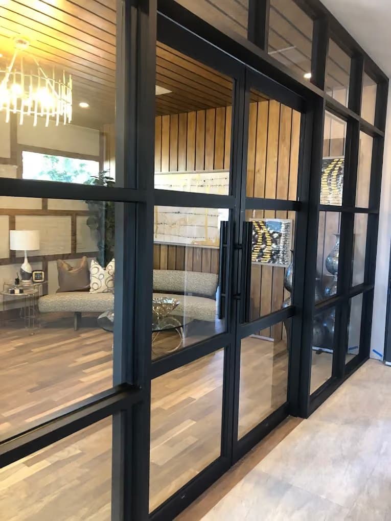 Commercial Storefront Glass: When to Repair vs. Replace for Your Las Vegas Business