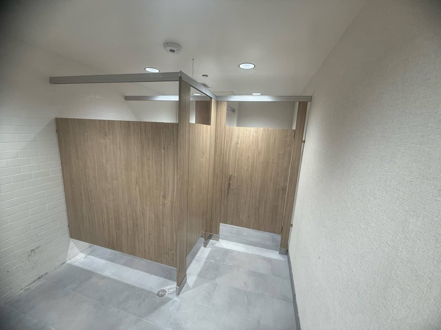 Bathroom Partitions Las Vegas